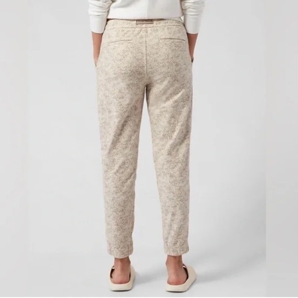 Athleta Farallon Printed Jogger Pants Pebbles Textured Abalone Women’s Medium - Picture 2 of 12